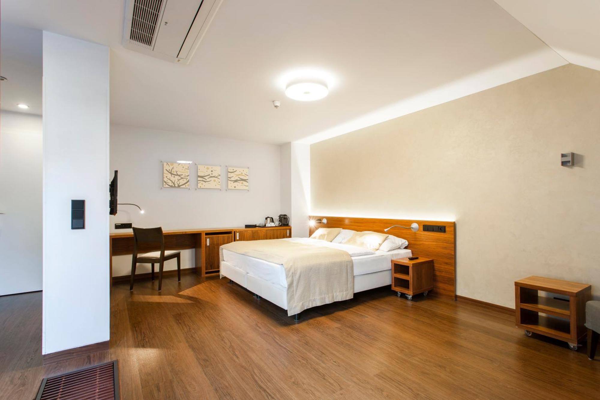 Hotel Carol Prague Exterior photo